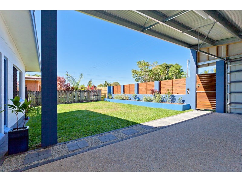 70 Macilwraith, Manoora QLD 4870