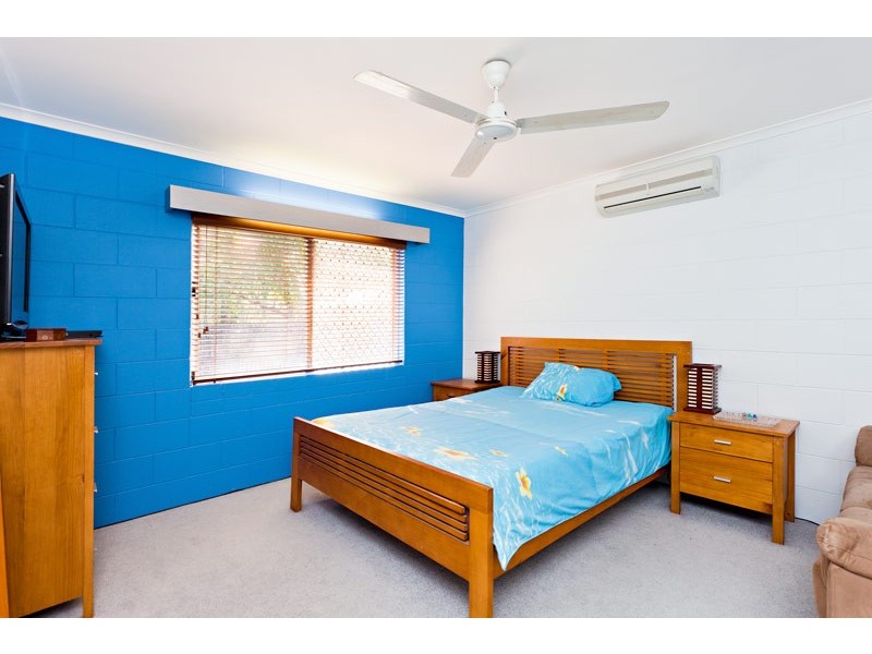 70 Macilwraith, Manoora QLD 4870