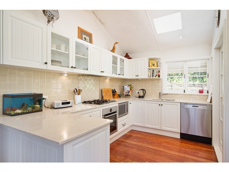 32 Walsh Street, Edge Hill QLD 4870