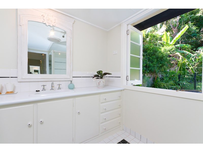 32 Walsh Street, Edge Hill QLD 4870