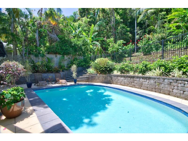 32 Walsh Street, Edge Hill QLD 4870