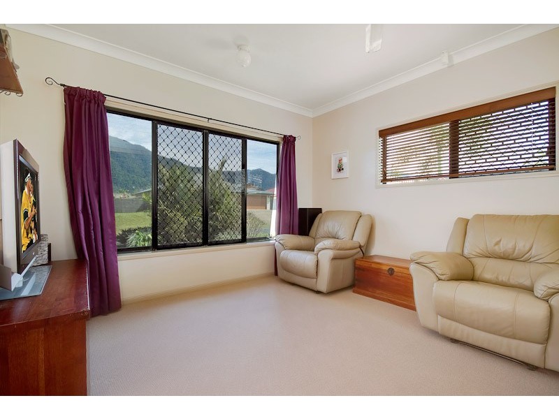 6  Rosemarkie Street, Edmonton QLD 4869
