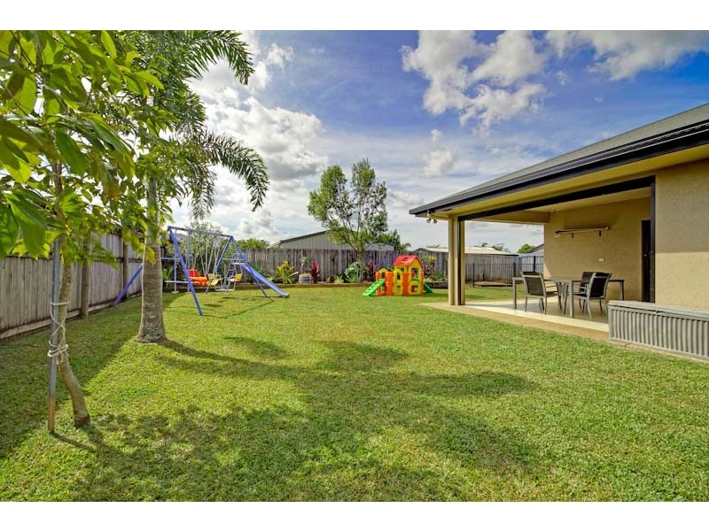 6  Rosemarkie Street, Edmonton QLD 4869