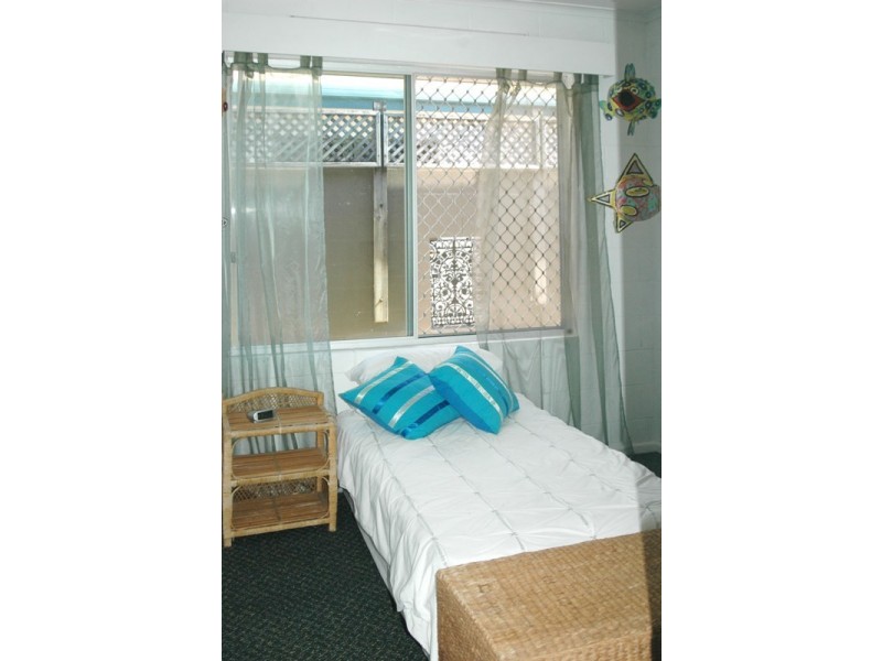 30 Derby Street, Yorkeys Knob QLD 4878