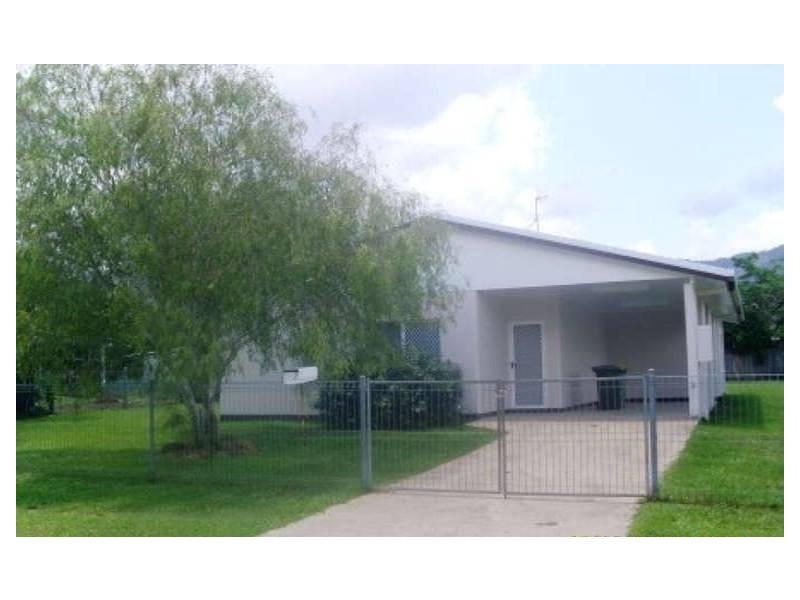 7 Pera Close, Bentley Park QLD 4869