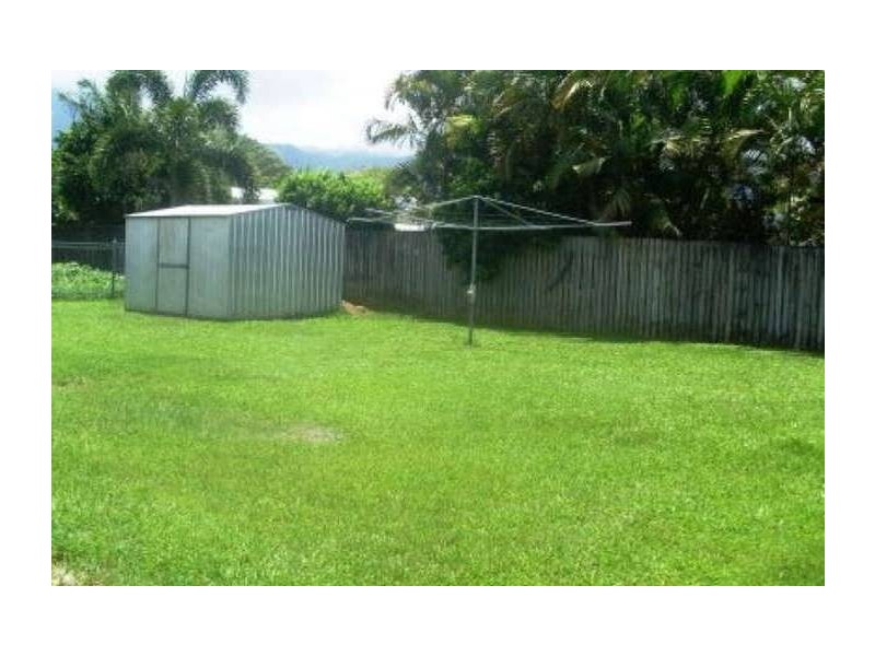 7 Pera Close, Bentley Park QLD 4869