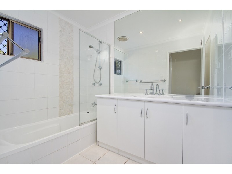 13 Gadgarra Close, Edmonton QLD 4869