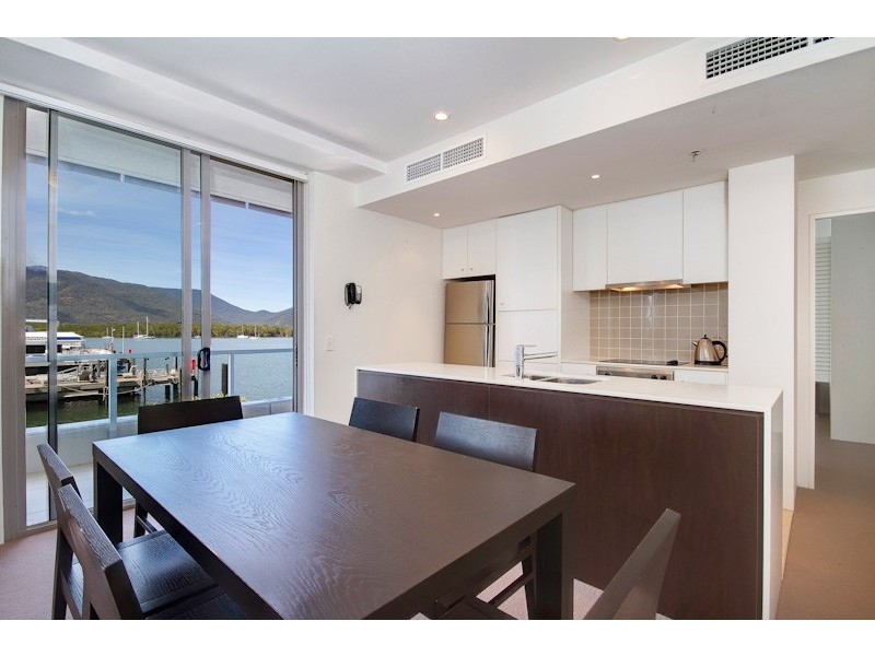 201/1 Marlin Parade, Cairns City QLD 4870