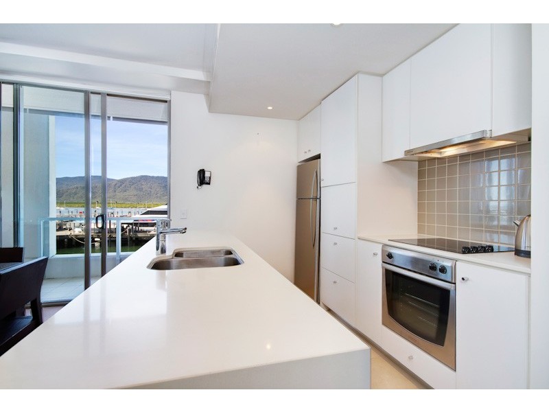201/1 Marlin Parade, Cairns City QLD 4870