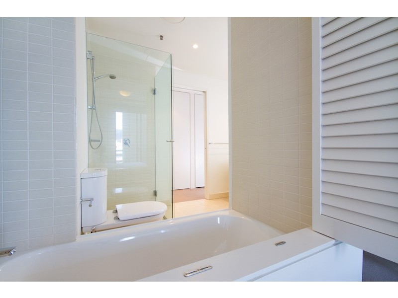 201/1 Marlin Parade, Cairns City QLD 4870