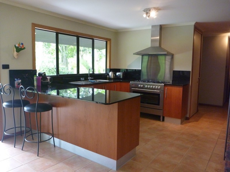 21 Park Avenue, Yungaburra QLD 4884