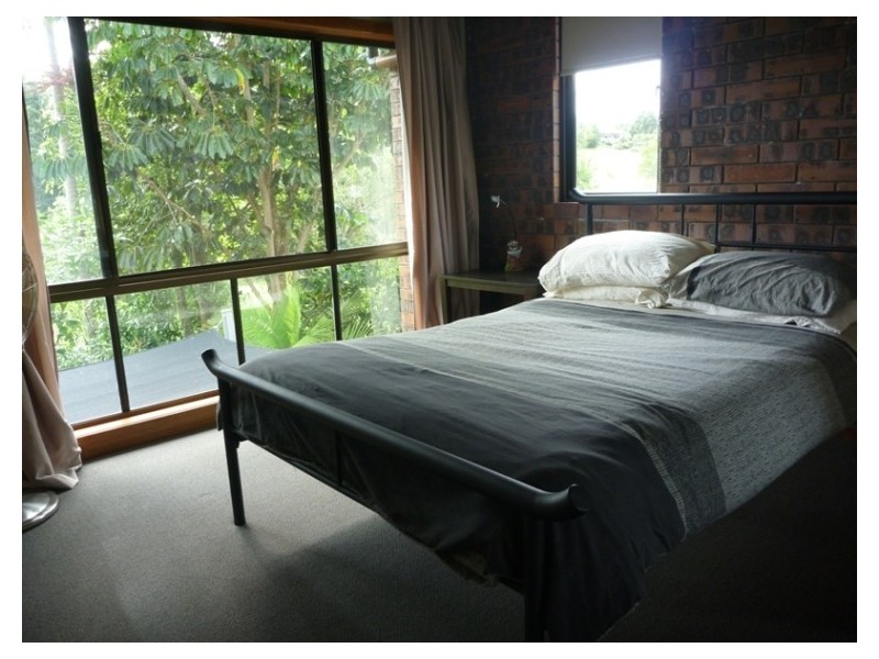 21 Park Avenue, Yungaburra QLD 4884