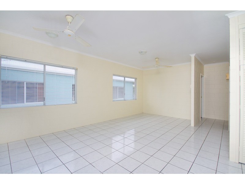 10/8 Kidston Street, Bungalow QLD 4870