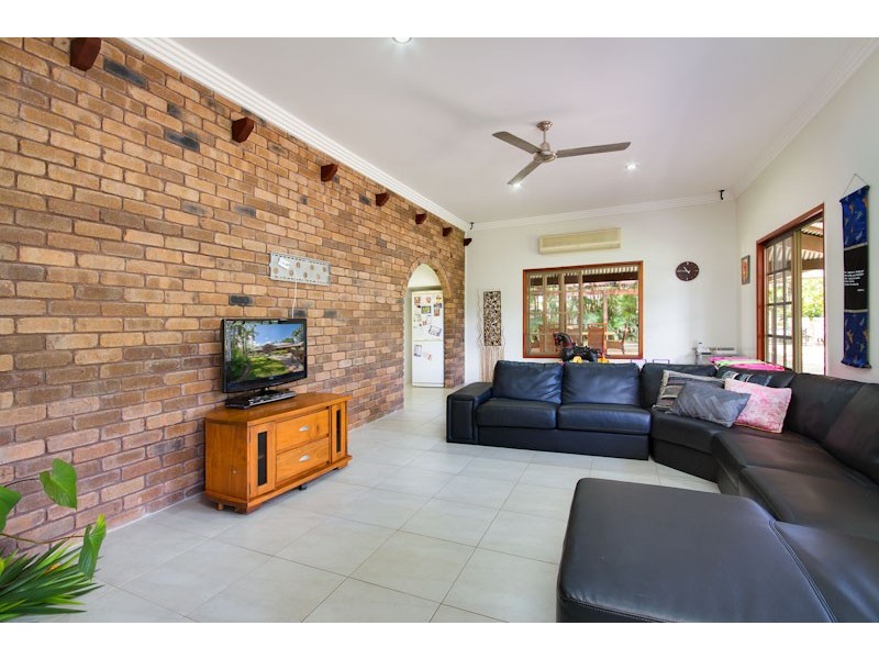 11a Karloo Close, Woree QLD 4868