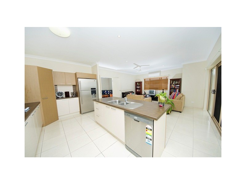 138 Fitzmaurice Drive, Bentley Park QLD 4869