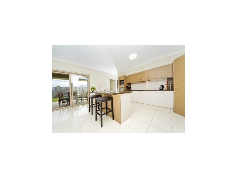 138 Fitzmaurice Drive, Bentley Park QLD 4869