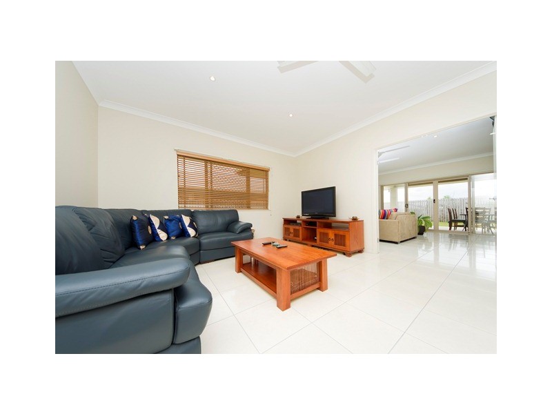138 Fitzmaurice Drive, Bentley Park QLD 4869