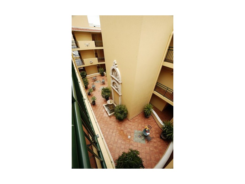 24/62 Abbott Street, Cairns QLD 4870