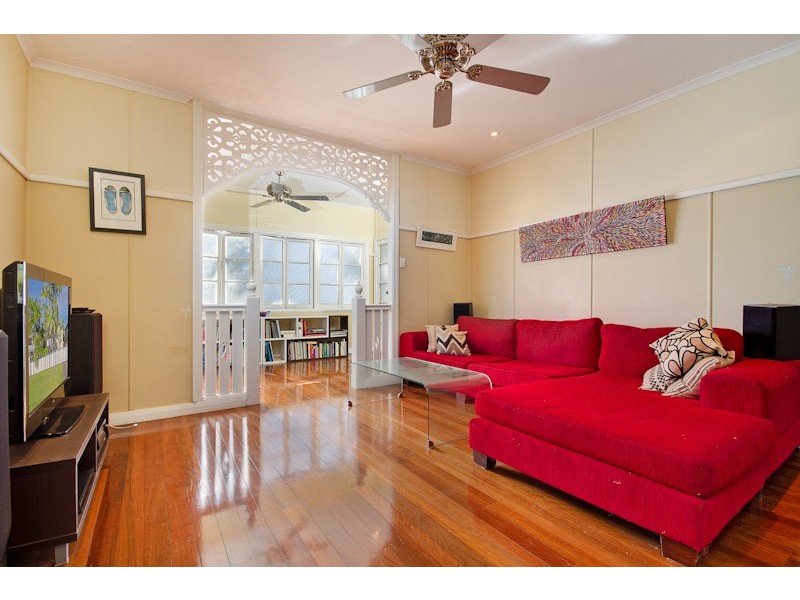 57  Collinson Street, Westcourt QLD 4870