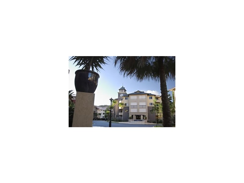 1614/2 Greenslopes Street, Cairns North QLD 4870