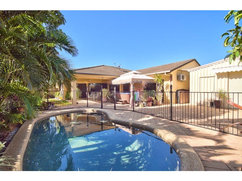 178  McFarlane Drive, Kanimbla QLD 4870