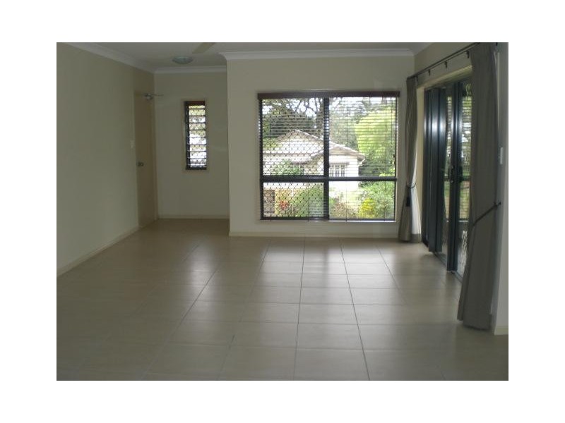 Manoora QLD 4870