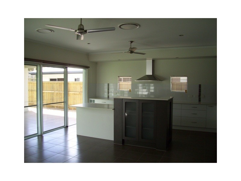 Smithfield QLD 4878