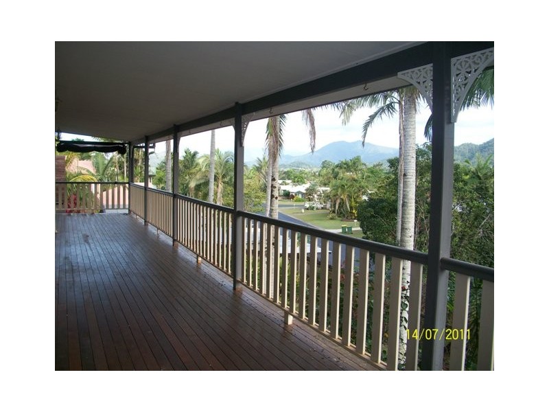 Bentley Park QLD 4869