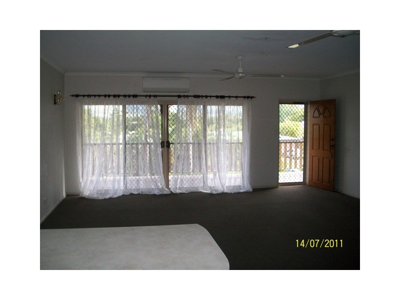 Bentley Park QLD 4869