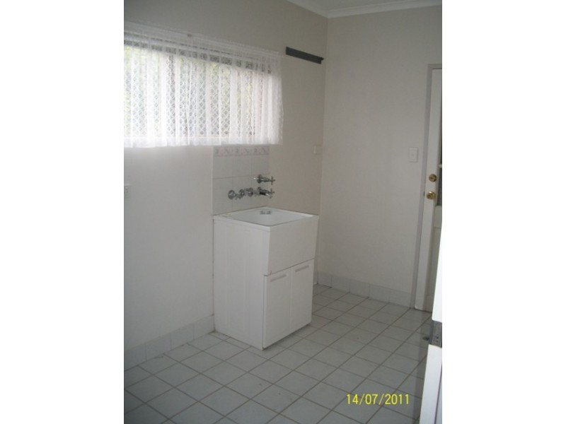 Bentley Park QLD 4869