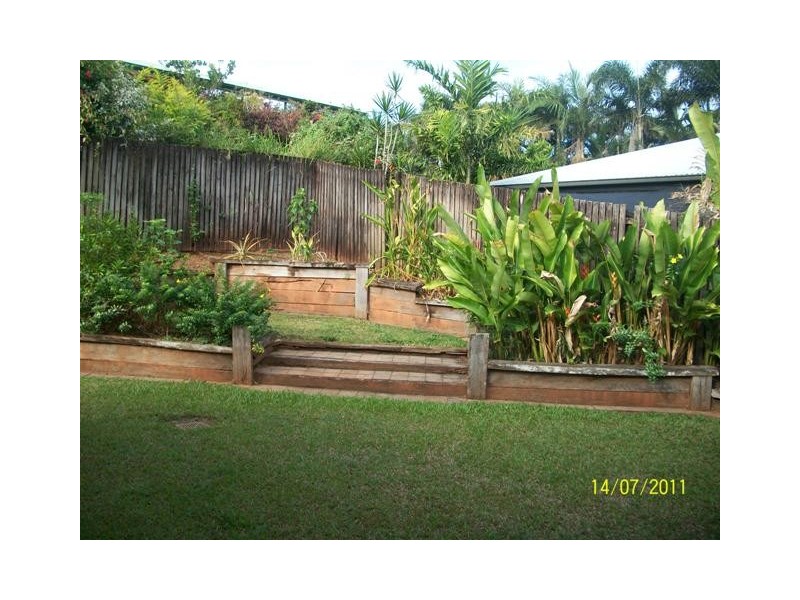 Bentley Park QLD 4869