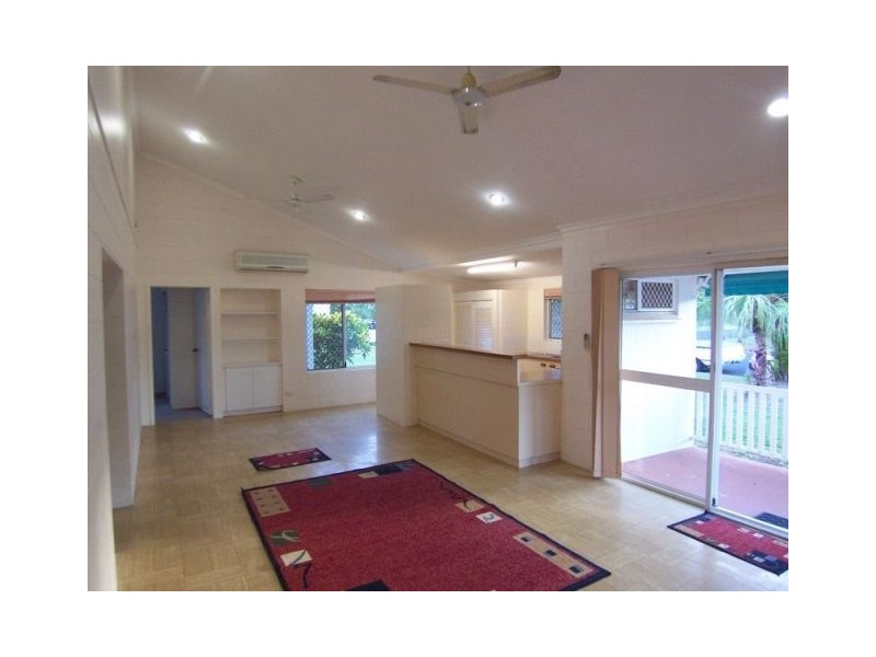 Whitfield QLD 4870