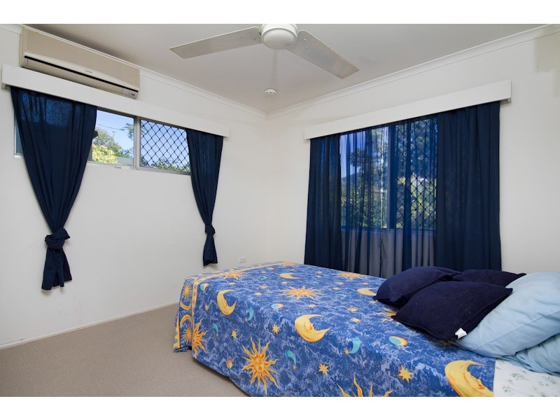 77  Birch Street, Manunda QLD 4870