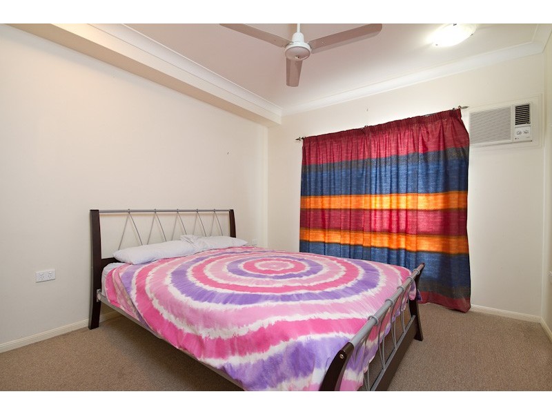 2/37 Loretta Avenue, Woree QLD 4868