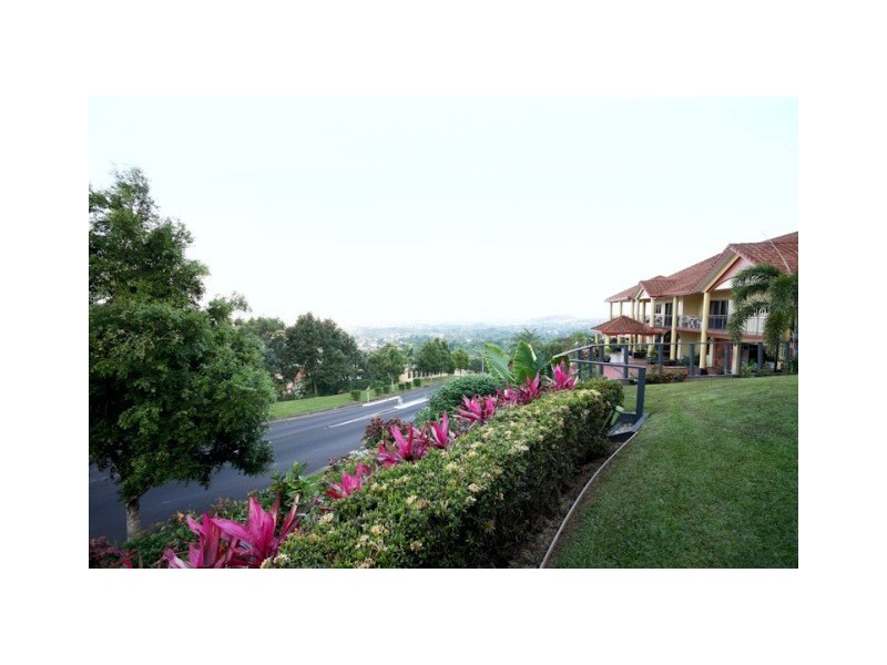 59 Summer Hill Drive, City View, Mooroobool QLD 4870