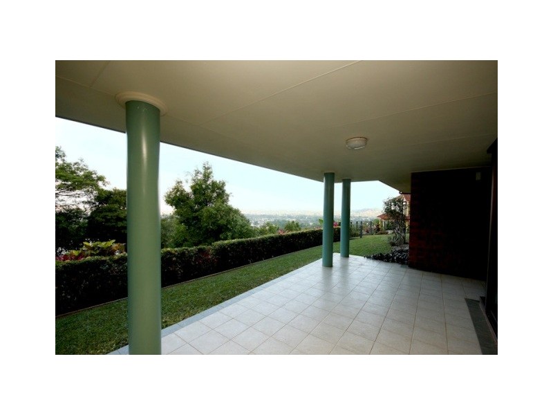 59 Summer Hill Drive, City View, Mooroobool QLD 4870