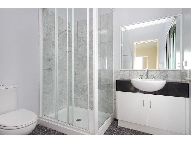 15 Guthrie Close, Bentley Park QLD 4869