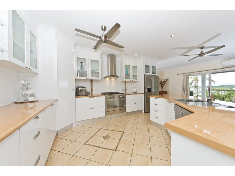 5 Thornton Court, White Rock QLD 4868