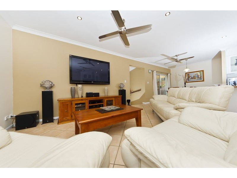 5 Thornton Court, White Rock QLD 4868