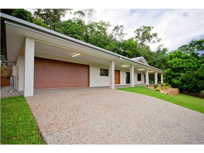 7 Yates Court, White Rock QLD 4868