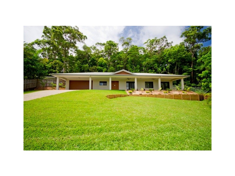 7 Yates Court, White Rock QLD 4868