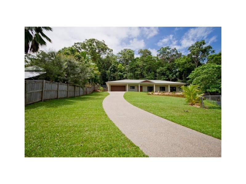7 Yates Court, White Rock QLD 4868