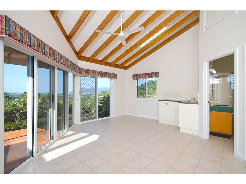 23 Gouldian Street, Bayview Heights QLD 4868