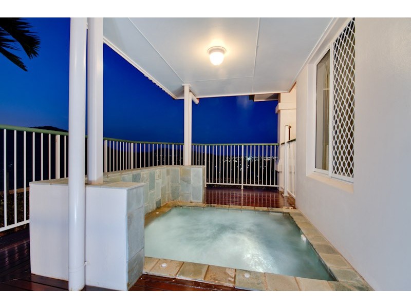 23 Gouldian Street, Bayview Heights QLD 4868