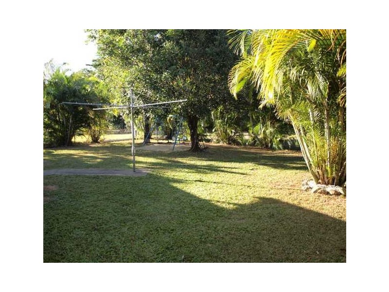 24 Lissner Crescent, Earlville QLD 4870