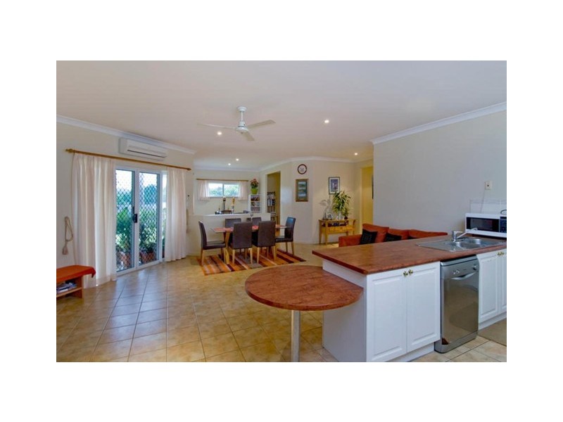 Caravonica QLD 4878