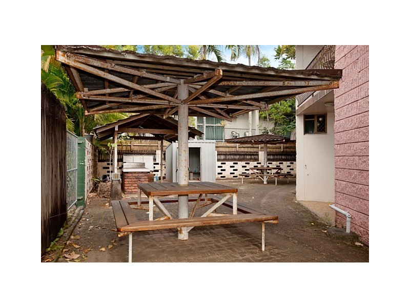 11/261-263 Sheridan Street, Cairns North QLD 4870