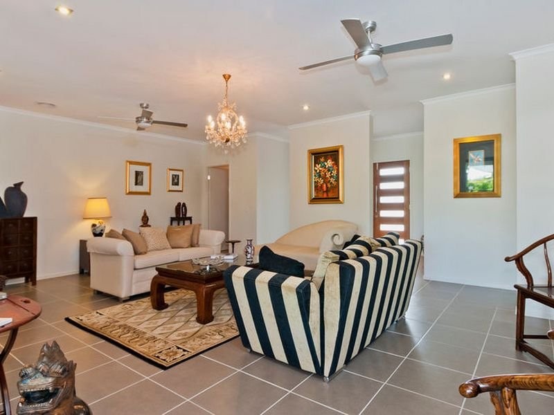 39  Iridescent Drive, Trinity Beach QLD 4879