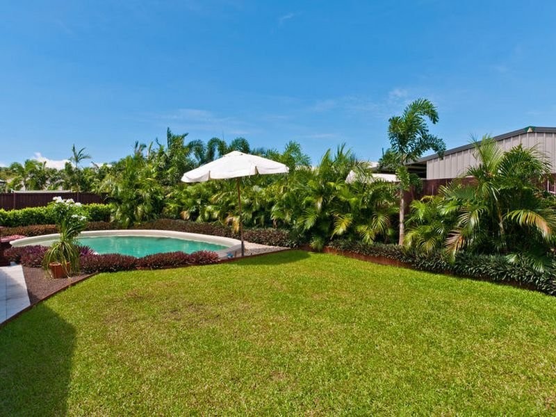 39  Iridescent Drive, Trinity Beach QLD 4879