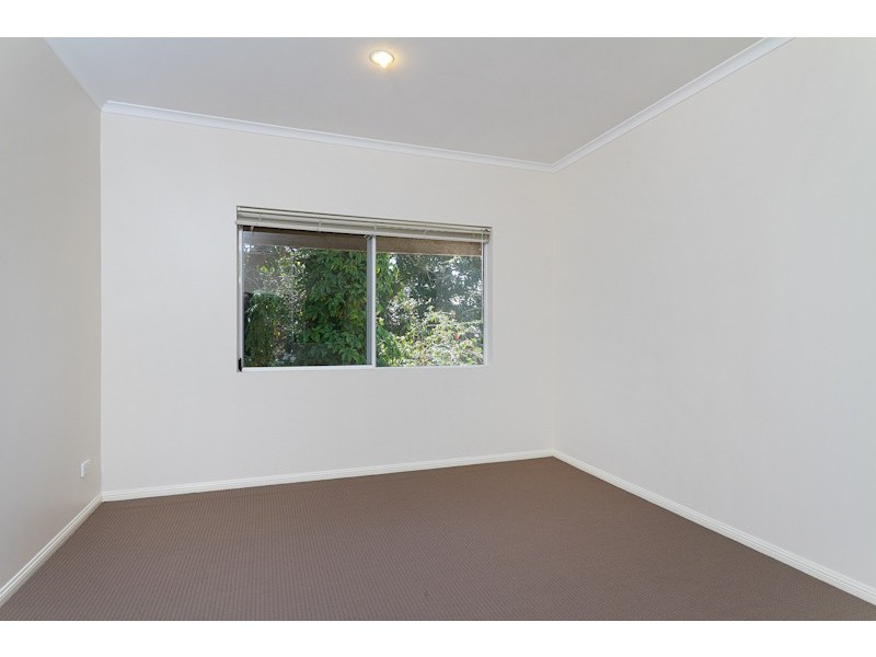 24/34-40 Lily Street, Cairns North QLD 4870